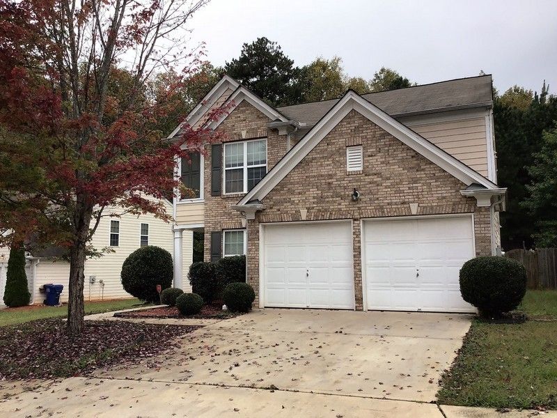 Property main image